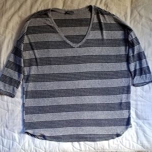 Market & Spruce V-Neck Knit Top